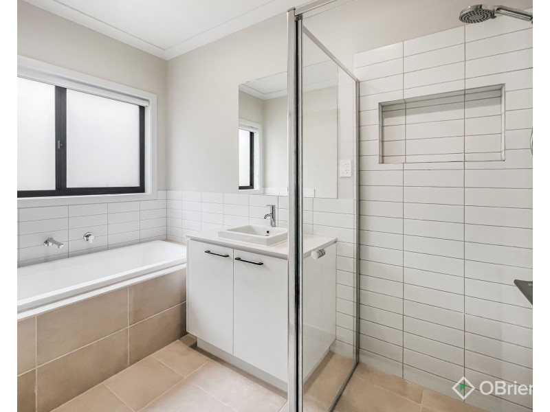 43 Mapleton Avenue, Warragul VIC 3820