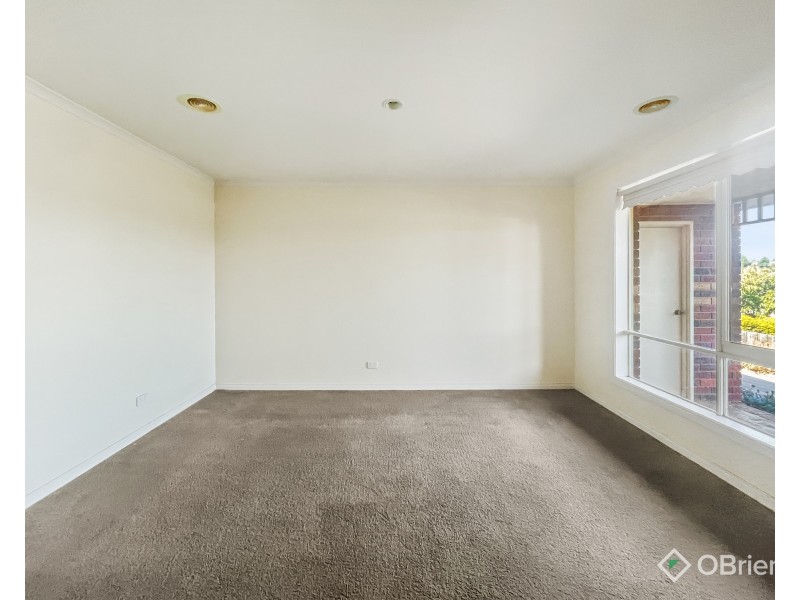 6 Barton Court, Warragul VIC 3820