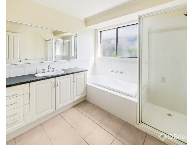 6 Barton Court, Warragul VIC 3820