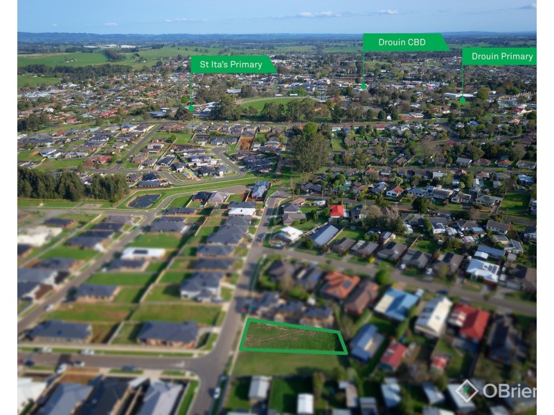 21 Boanyoo Road, Drouin VIC 3818