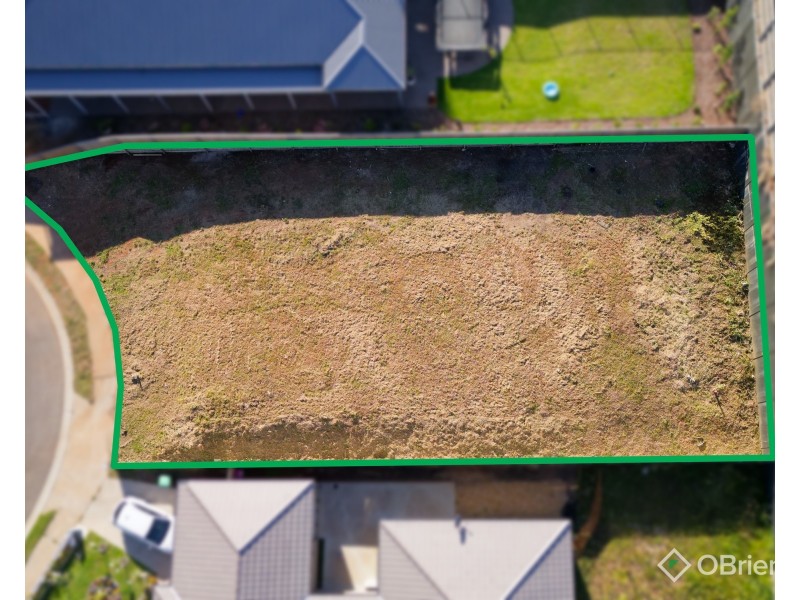 4 Sutcliffe Mews, Drouin VIC 3818