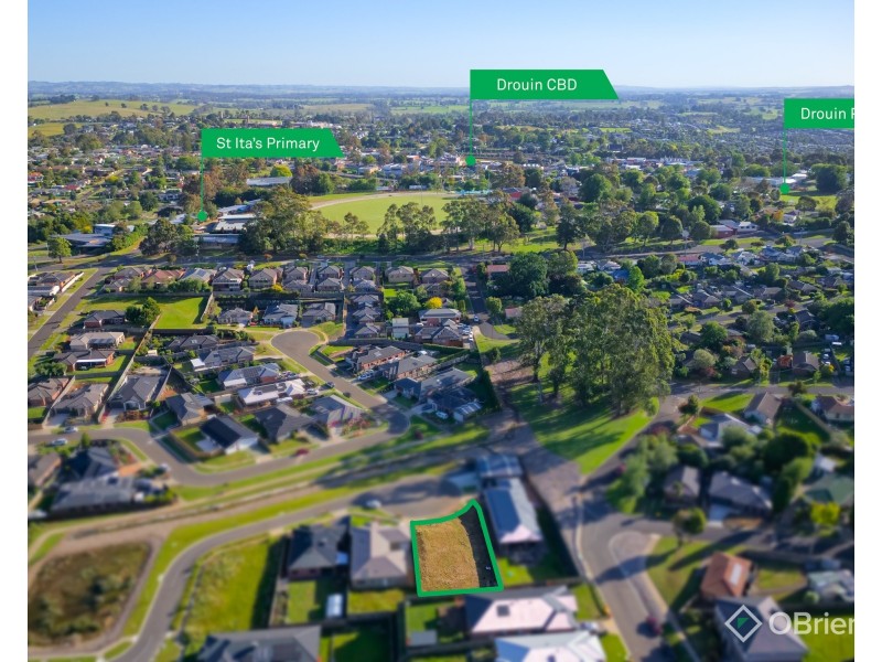4 Sutcliffe Mews, Drouin VIC 3818