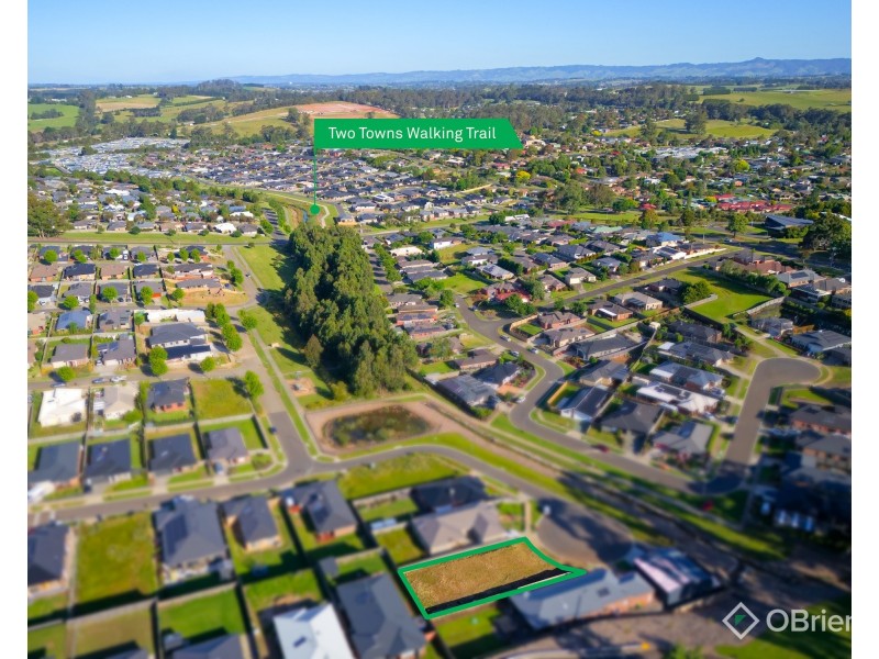 4 Sutcliffe Mews, Drouin VIC 3818