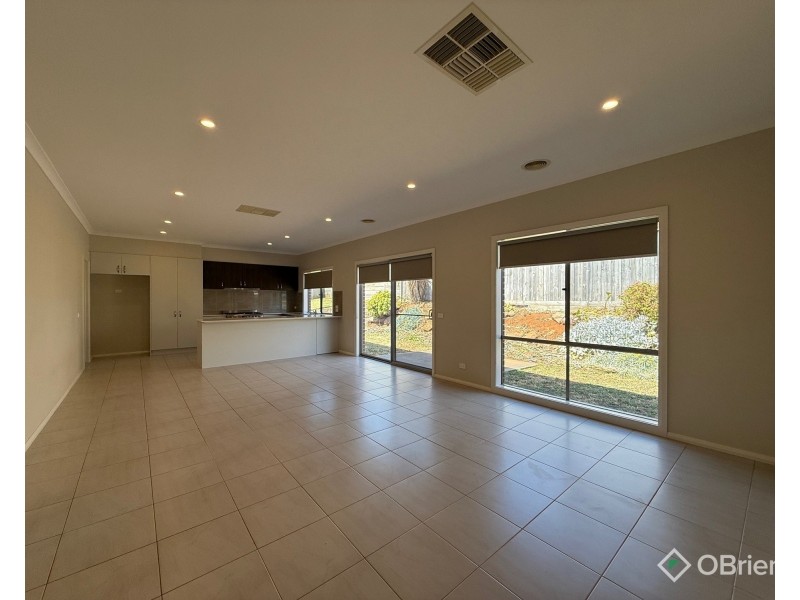 7 Sheoak Street, Warragul VIC 3820