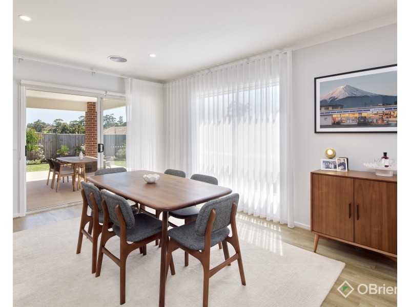 23 Newton Avenue, Warragul VIC 3820