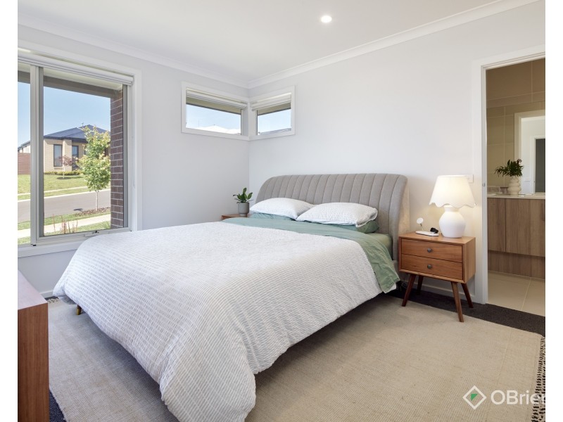 23 Newton Avenue, Warragul VIC 3820