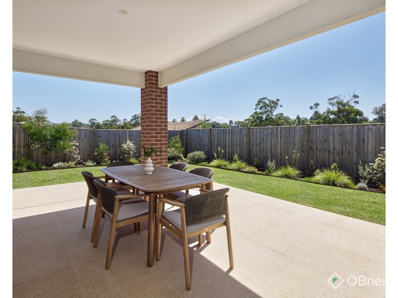 23 Newton Avenue, Warragul VIC 3820