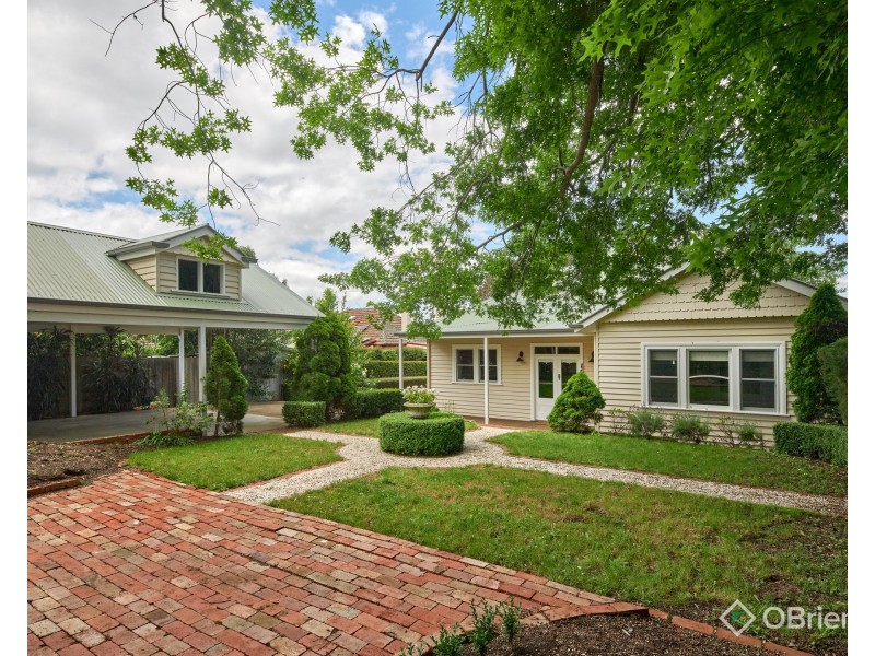 17 Windsor Avenue, Warragul VIC 3820