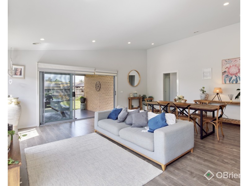 13 Streeton Drive, Warragul VIC 3820