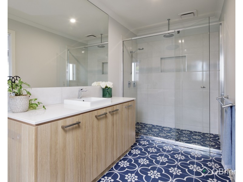 13 Streeton Drive, Warragul VIC 3820