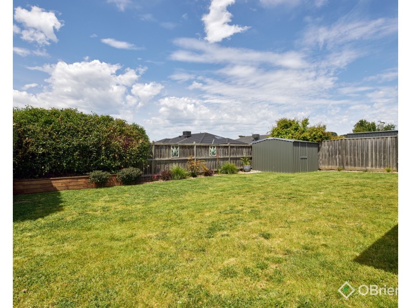 13 Streeton Drive, Warragul VIC 3820