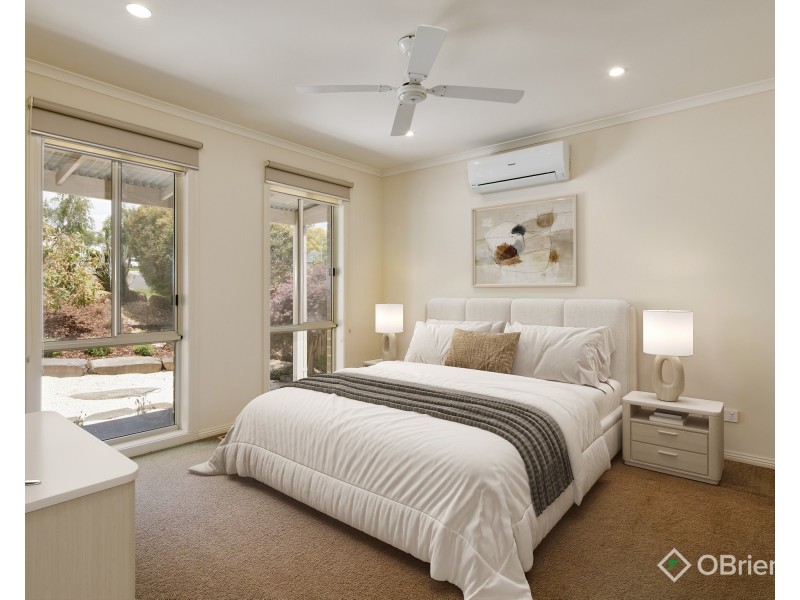 35 Walker Drive, Drouin VIC 3818