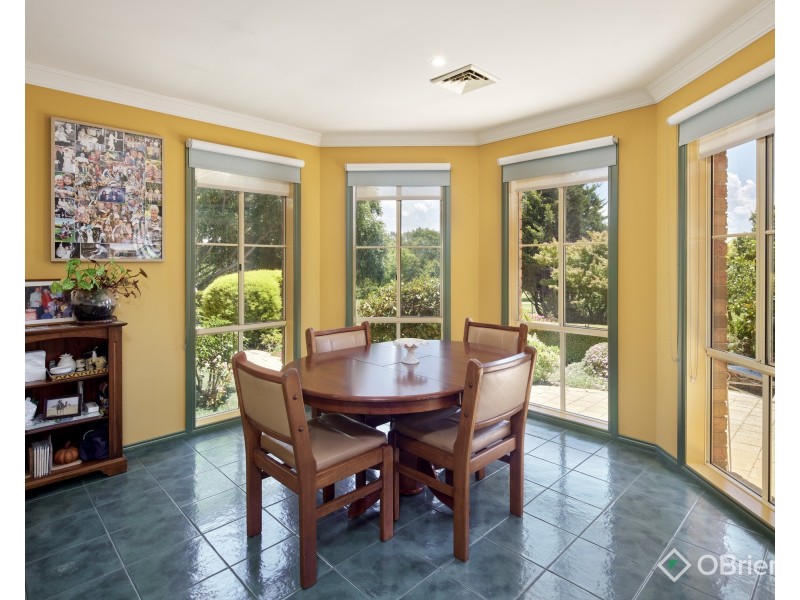 51 Fairway Drive, Drouin VIC 3818