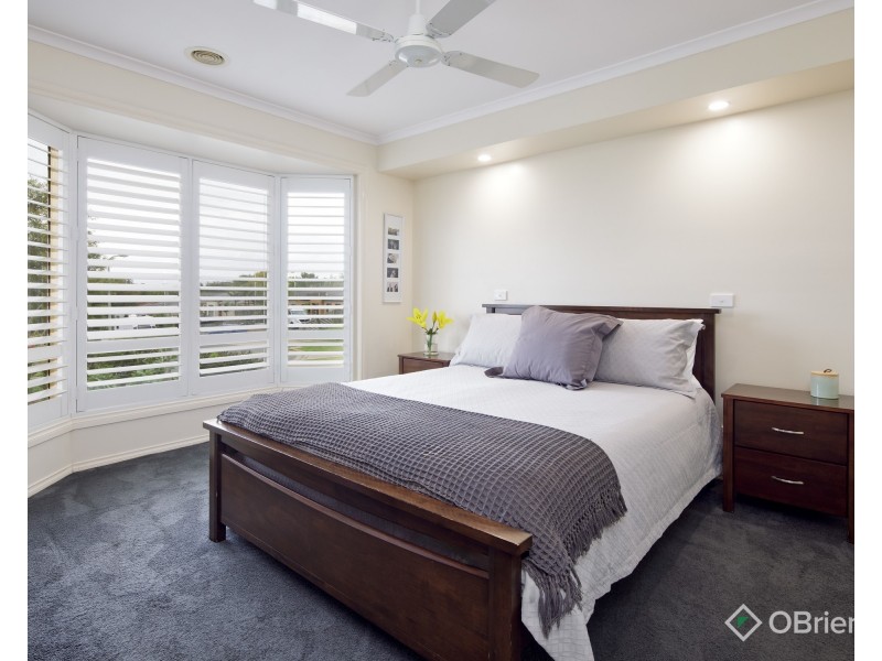 10  Claudia Crescent, Drouin VIC 3818