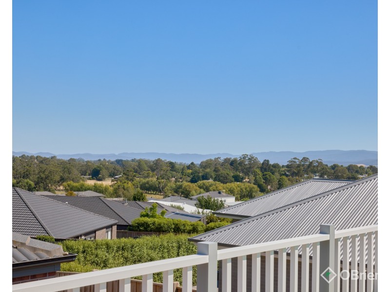 17 Silvertown Road, Drouin VIC 3818