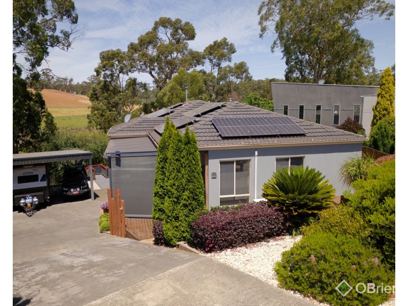 5 Archer Court, Drouin VIC 3818