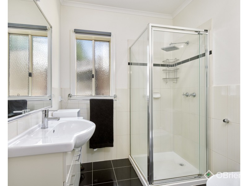 5 Archer Court, Drouin VIC 3818