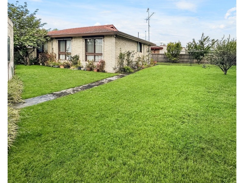 6 Helen Court, Moe VIC 3825