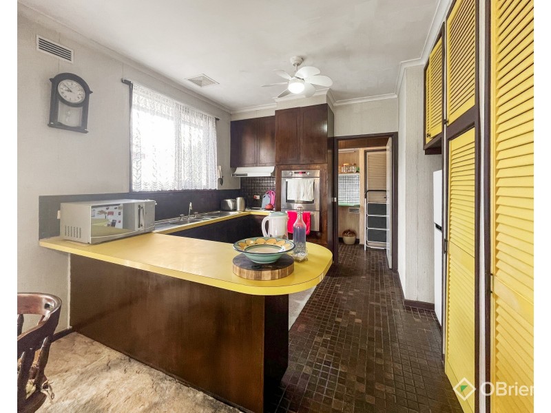 6 Helen Court, Moe VIC 3825