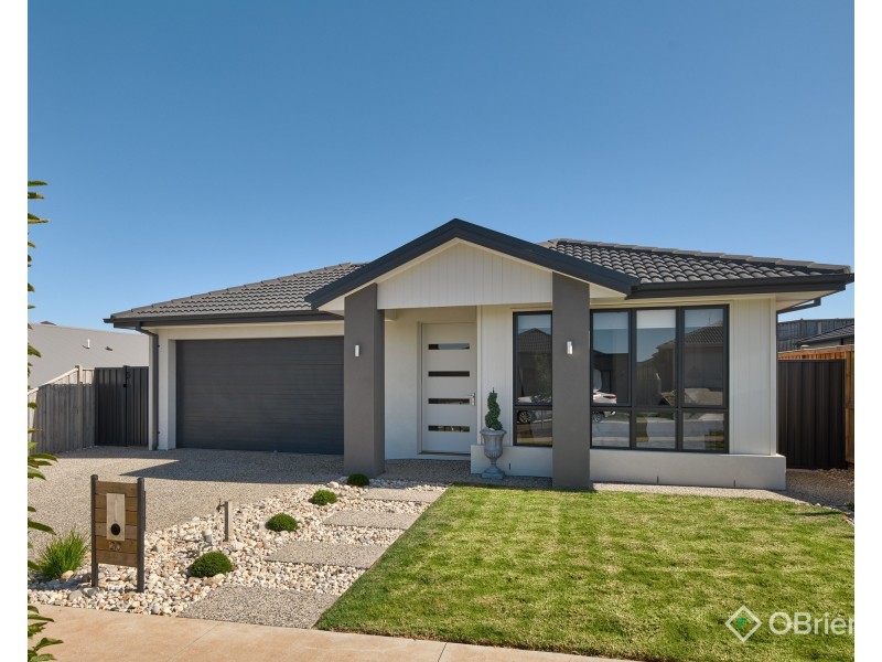 20 Royston Avenue, Warragul VIC 3820