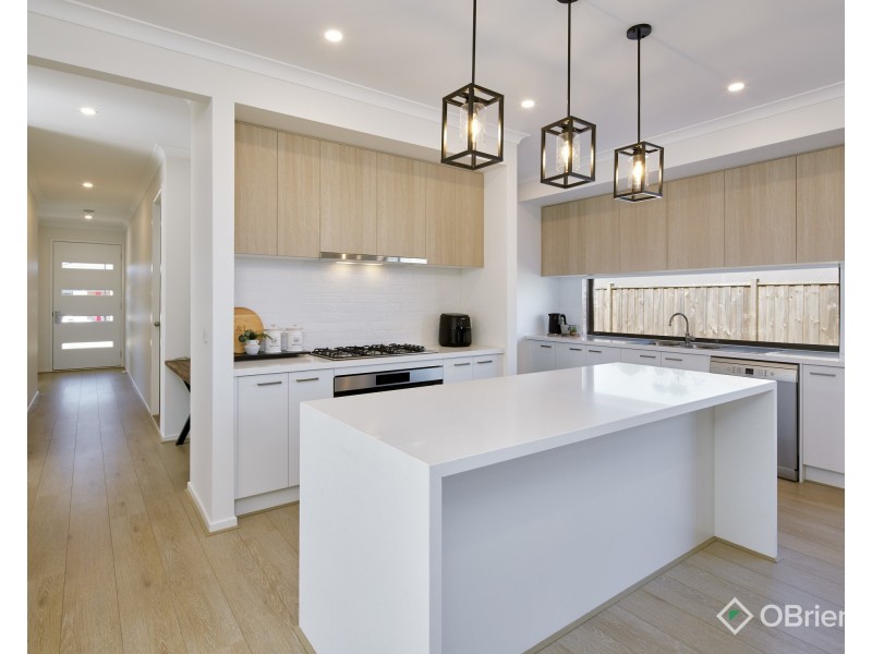 20 Royston Avenue, Warragul VIC 3820