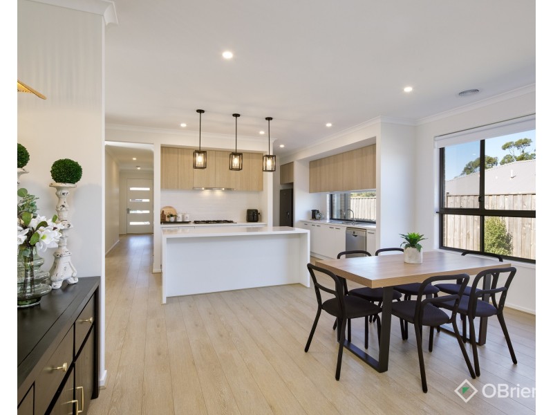 20 Royston Avenue, Warragul VIC 3820