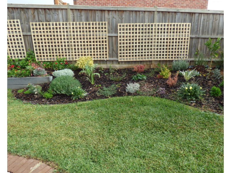 18 Sandstock Drive, Warragul VIC 3820