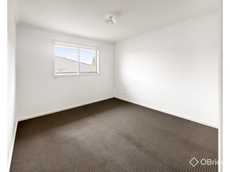 49 Springwater Drive, Drouin VIC 3818