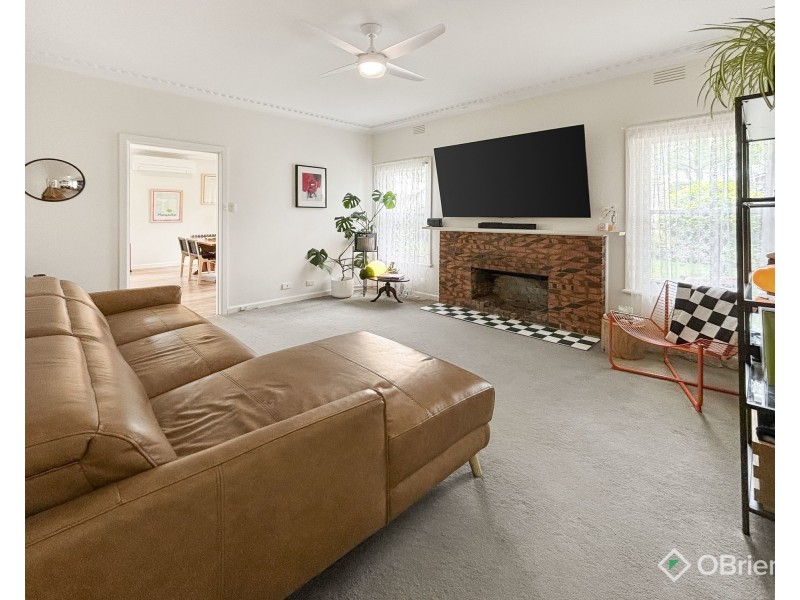 23 Young Street, Drouin VIC 3818