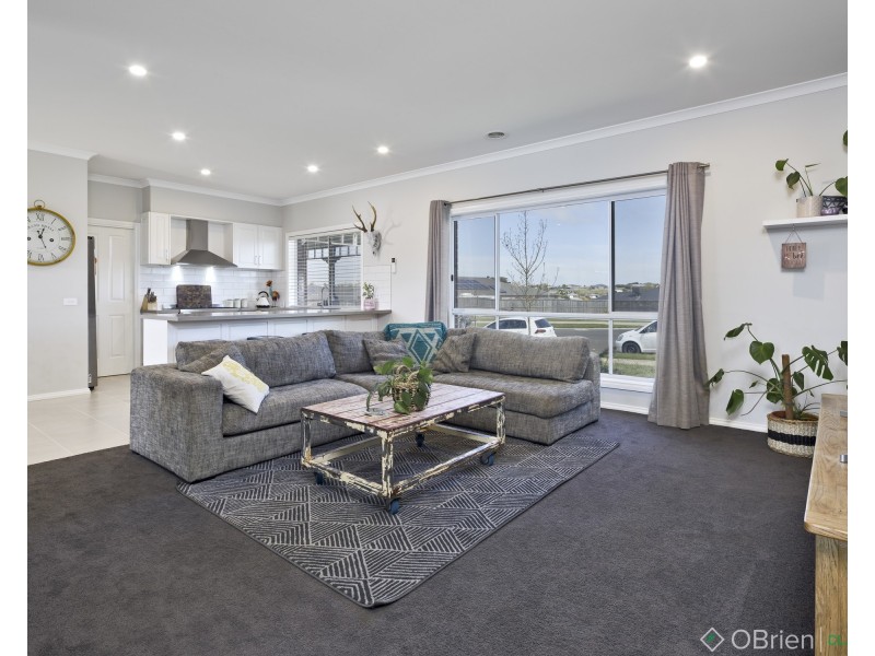 9 Highvale Rise, Warragul VIC 3820