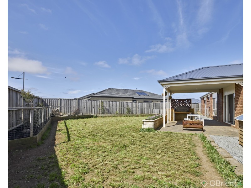 9 Highvale Rise, Warragul VIC 3820