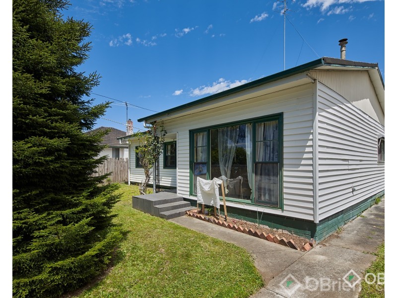 69 School Road, Trafalgar VIC 3824