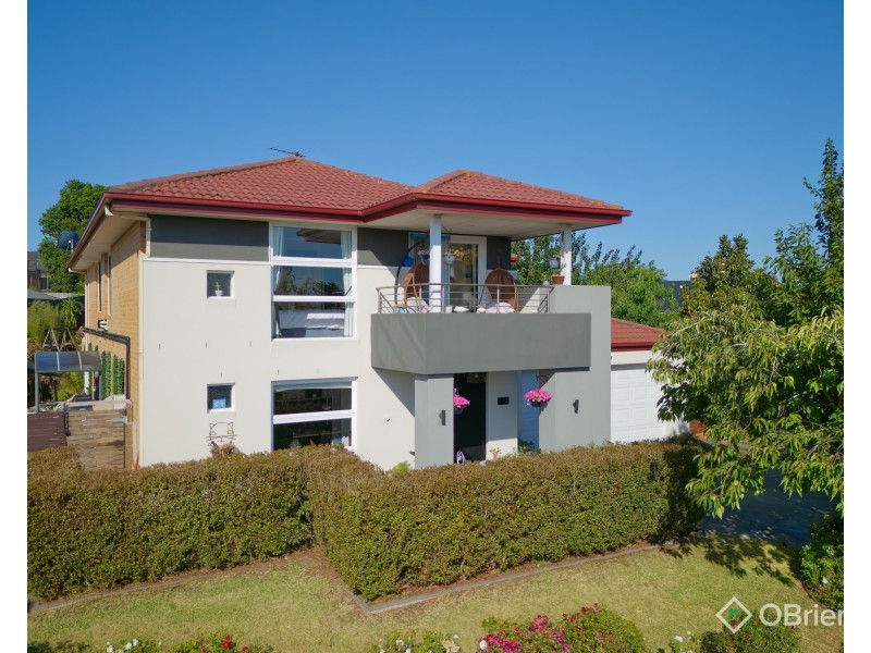 13 Mount Worth Court, Warragul VIC 3820