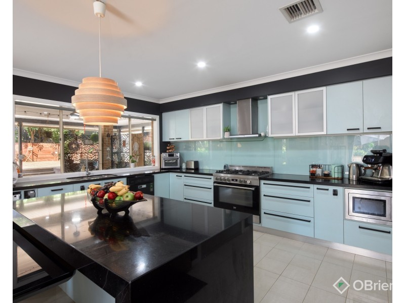 13 Mount Worth Court, Warragul VIC 3820