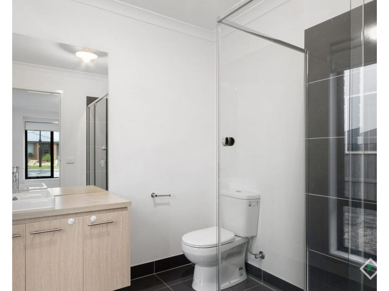 8 Angus Road, Traralgon VIC 3844