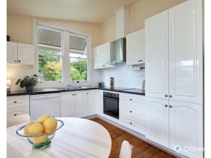 41 Longwarry Road, Drouin VIC 3818