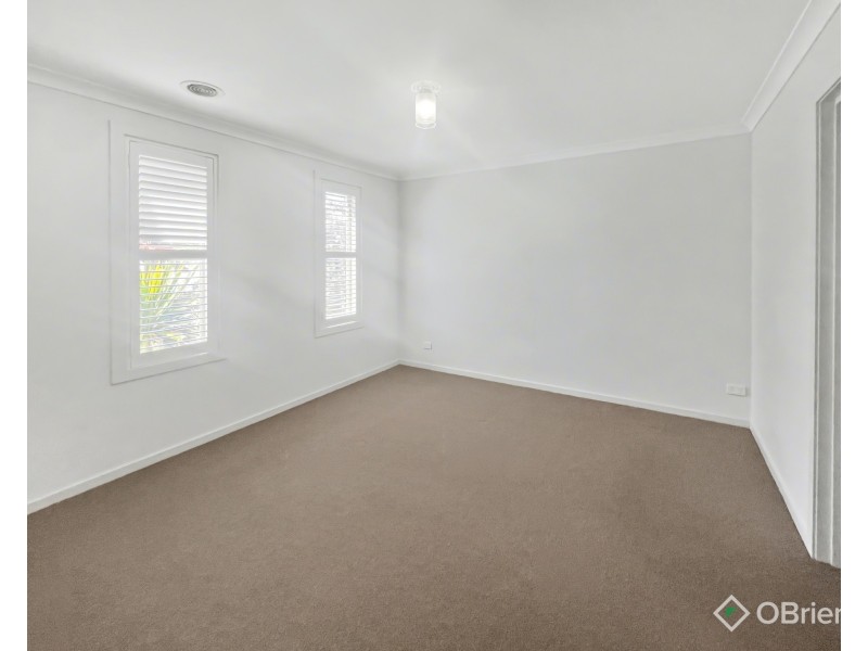 28 Kensington Square, Drouin VIC 3818