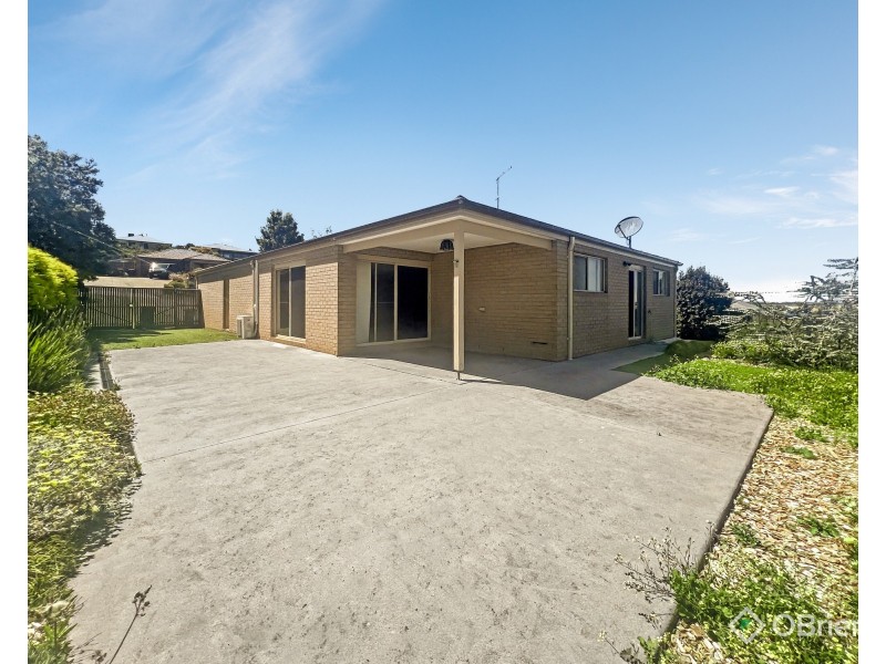 28 Kensington Square, Drouin VIC 3818