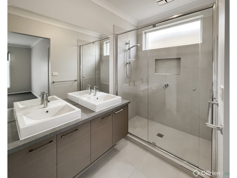 20 Mainstone Street, Drouin VIC 3818