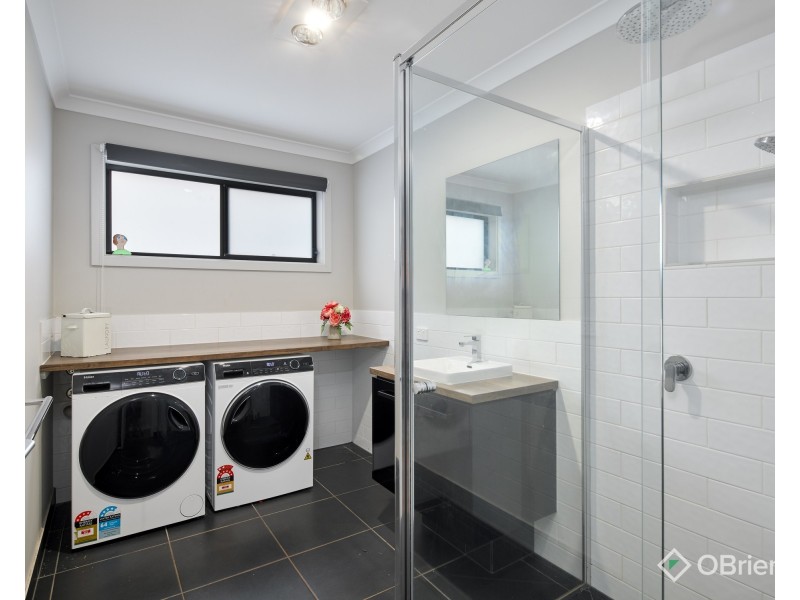 19 Timbertop Crescent, Drouin VIC 3818