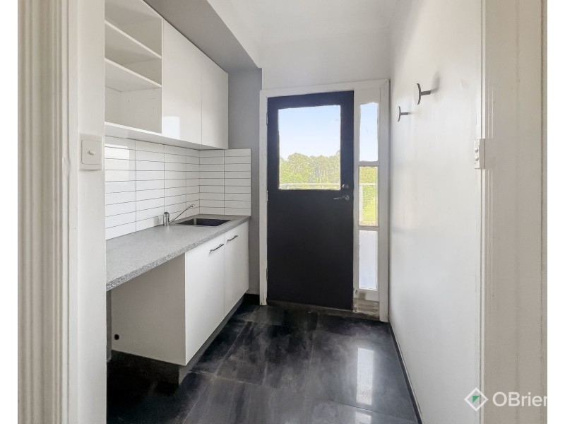 25 Charles Street, Warragul VIC 3820