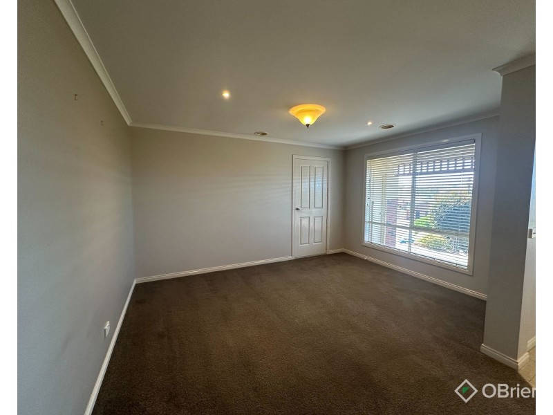 27 Glendon Drive, Warragul VIC 3820