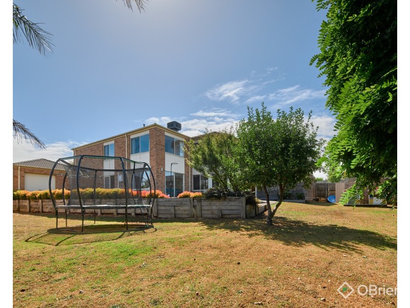 8 Gwinear Court, Warragul VIC 3820