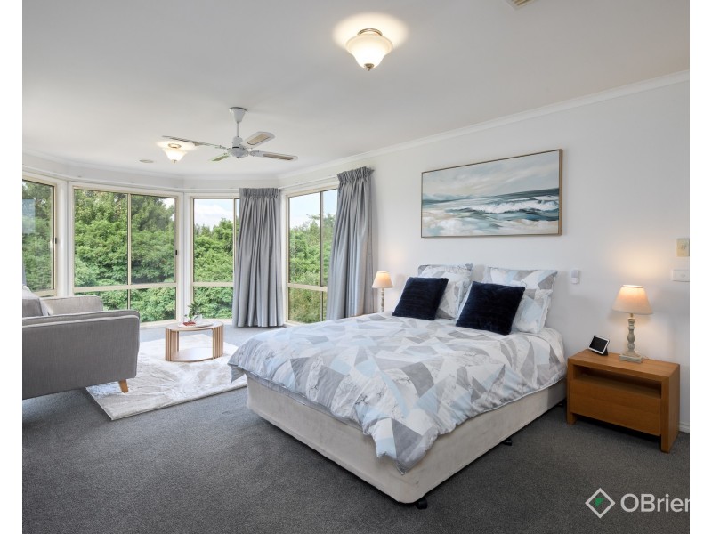 8 Gwinear Court, Warragul VIC 3820