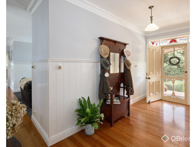 2 Romano Court, Drouin VIC 3818