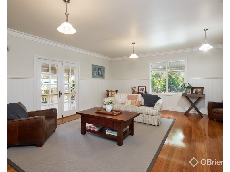 2 Romano Court, Drouin VIC 3818