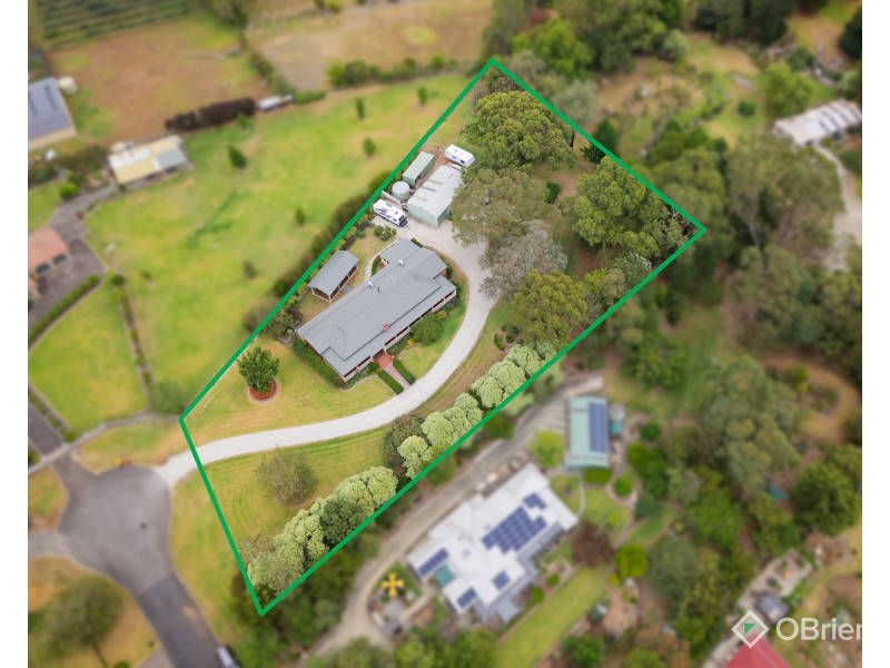 2 Romano Court, Drouin VIC 3818