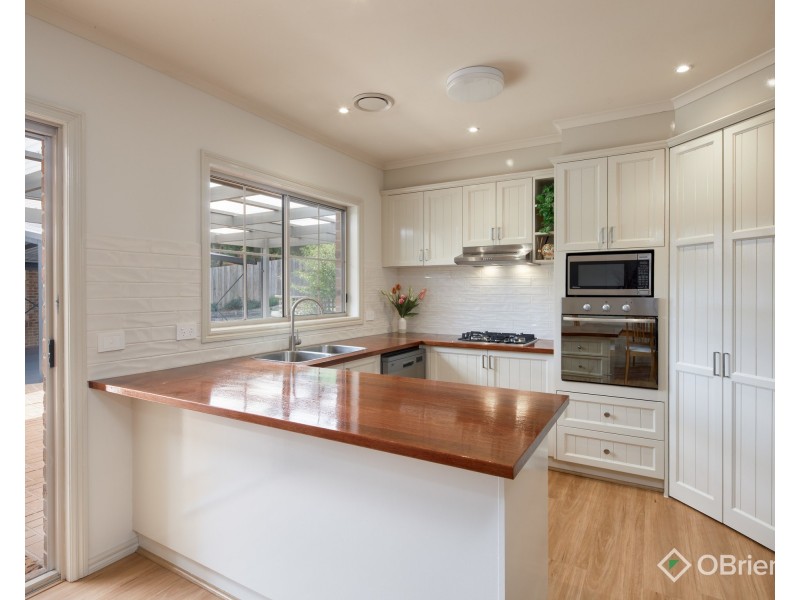 24 Ellen Close, Warragul VIC 3820