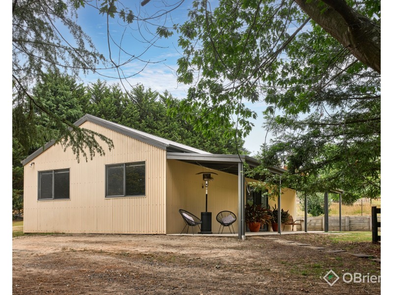 30 Mont Albert Road, Garfield VIC 3814