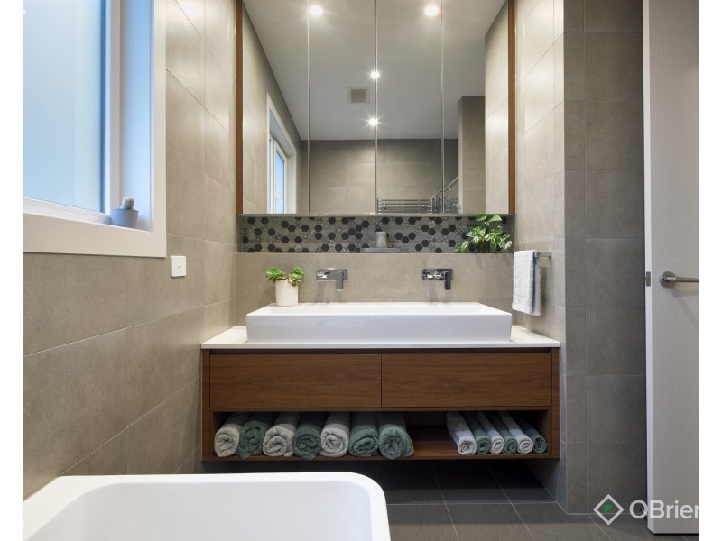 4 Jacaranda Court, Warragul VIC 3820